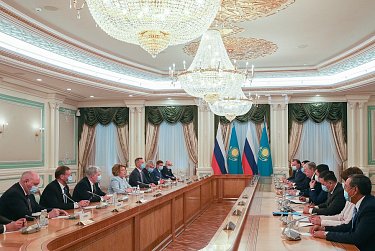 Делегация Совета Федерации работает в Казахстане